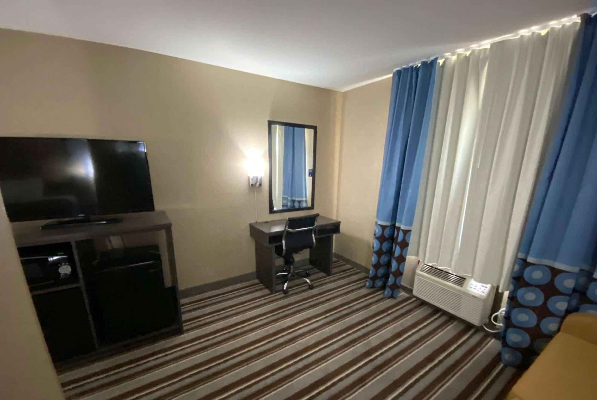 ซูเปอร์ 8 บาย วินด์แฮม อินดีเพนเดนซ์ Hotel Independence ภายนอก รูปภาพ